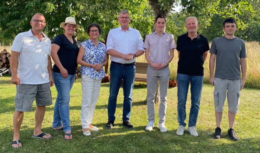Ein Bild der Vorstandsmitglieder des Ortsverbandes Reiterswiesen/Arnshausen